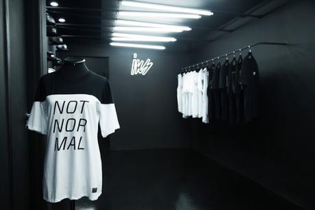 Insanis Clothing, en Sao Paulo, una atmósfera urbana en blanco y negro