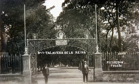 Jardines del Prado ( II ) : Los Arcos