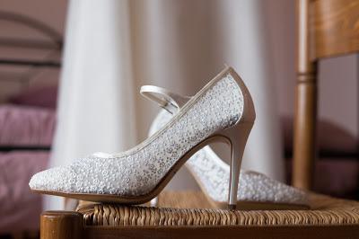 Zapatos blancos de novia