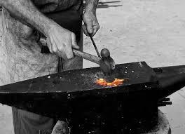 Soñar con yunques: Todo aquello que necesitas saber. Soñar con yunques: Todo aquello que necesitas saber.