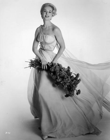 Un vestido, ¿de quién será?