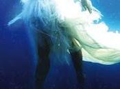 Reseña cuesta tanto olvidarte, Mónica Mira