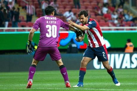 Defensa de Chivas de las mejores, solo atras de Tigres