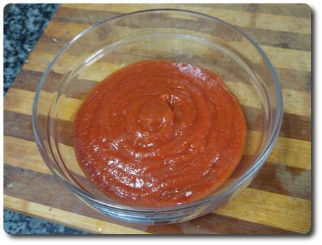 Macarrones con tomate para una persona sola