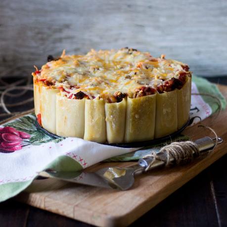 Tarta de paccheri (macarrones gigantes)