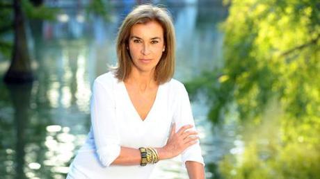 Intrigas de palacio para leer este finde La autora, Carmen Posadas