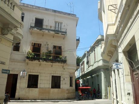 VIDEO: Aguiar 26, La Habana. Listo para derrumbe