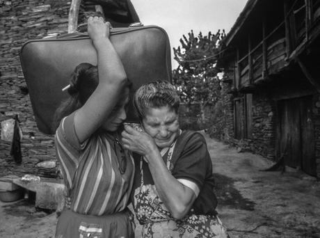 PHES, Fotografía Española Solidaria.