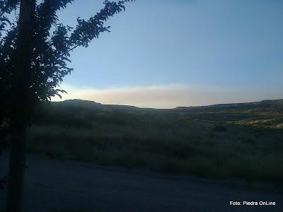 El humo de los incendios en Chile también se observaron en Piedra del Aguila