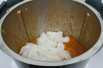 Sepia con patatas en salsa hecha con Thermomix