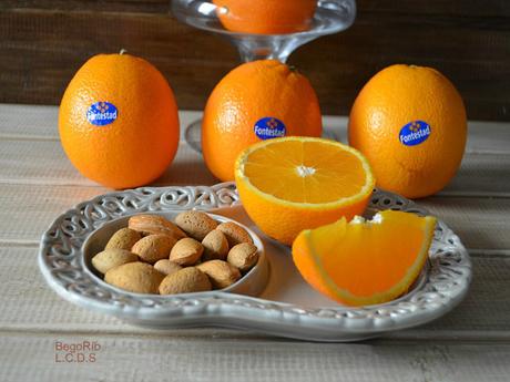 Magdalenas de naranja y almendra