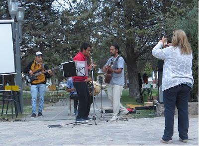 Imágenes del encuentro en Plaza San Martín por la defensa de las Escuelas Públicas