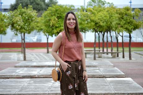 Outfit | Palazzo + romantic blouse