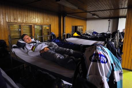 Descubre como el sueño influye en la recuperación luego de entrenar