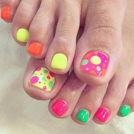 PEDICURE PERFECTO PARA ESTE 2017