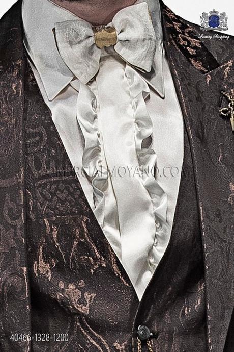 http://www.comercialmoyano.com/es/566-camisa-marfil-raso-de-volantes-40466-1328-1200-ottavio-nuccio-gala.html