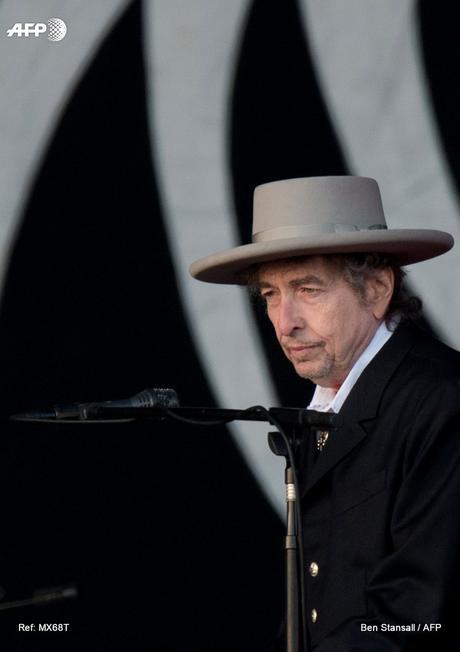 Bob Dylan tiene hasta el 10 de junio si quiere el dinero del Nobel