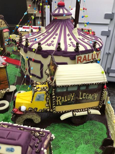 El Circo Raluy se convierte en una increíble Mona de Pascua Circo Raluy Mona de Pascua 21