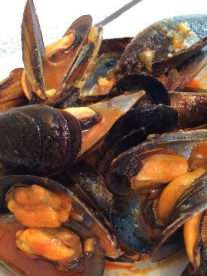 Receta: Mejillones en tomate picante