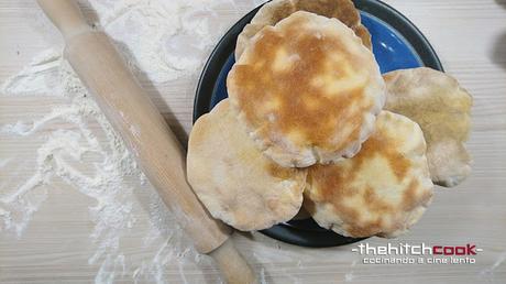 CÓMO HACER PAN DE PITA CASERO (Receta con paso a paso)