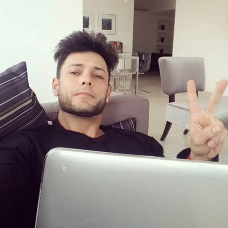 Kent James habló sobre el polémico trío #Venezuela  (COMUNICADO)