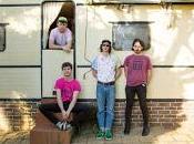 estrena videoclip para Menos corpóreo, real