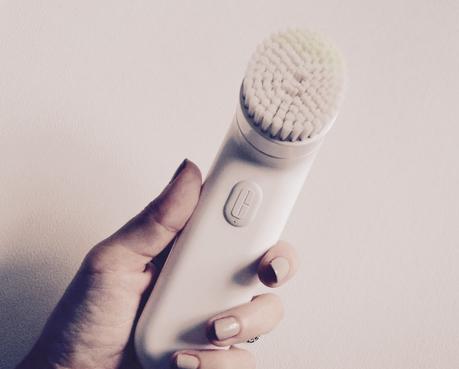 Clinique Sonic System, el cepillo de limpieza.