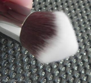 Brochas y pinceles Maiko 05 Detalle brocha base 02