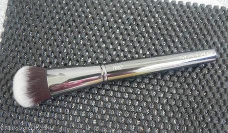 Brochas y pinceles Maiko 06 Brocha base 02