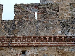 Castillos del Señorío de Feria: Villalba de los Barros, Zafra, Feria, Nogales, Salvaleón, Salvatierra de los Barros y de Los Arcos, en Almendral (galería fotográfica)