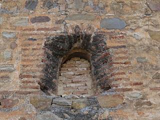 Castillos del Señorío de Feria: Villalba de los Barros, Zafra, Feria, Nogales, Salvaleón, Salvatierra de los Barros y de Los Arcos, en Almendral (galería fotográfica)