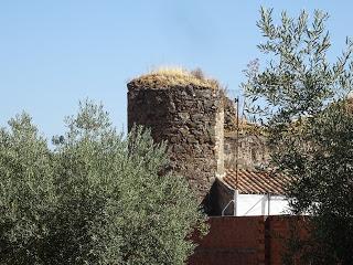 Castillos del Señorío de Feria: Villalba de los Barros, Zafra, Feria, Nogales, Salvaleón, Salvatierra de los Barros y de Los Arcos, en Almendral (galería fotográfica)