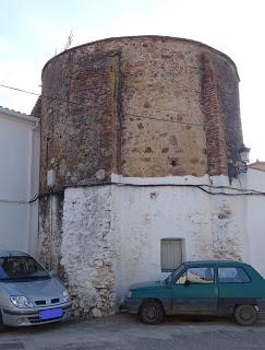 Castillos del Señorío de Feria: Villalba de los Barros, Zafra, Feria, Nogales, Salvaleón, Salvatierra de los Barros y de Los Arcos, en Almendral (galería fotográfica)