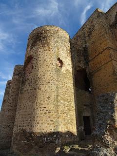 Castillos del Señorío de Feria: Villalba de los Barros, Zafra, Feria, Nogales, Salvaleón, Salvatierra de los Barros y de Los Arcos, en Almendral (galería fotográfica)