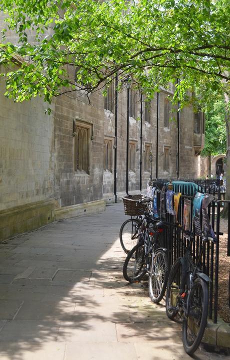 Dos Instagrammers sueltas en Cambridge