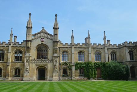 Dos Instagrammers sueltas en Cambridge
