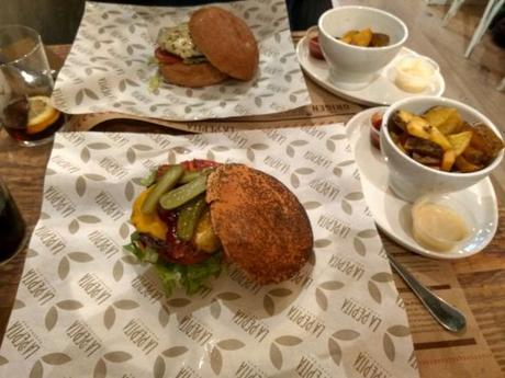 Comer en Santiago de Compostela: La Pepita Burger Bar