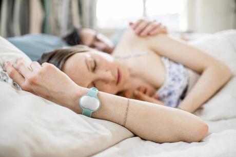 Una pulsera detecta los días más fértiles de cada mujer en tiempo real