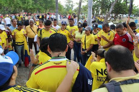 Colombia marcha contra Santos