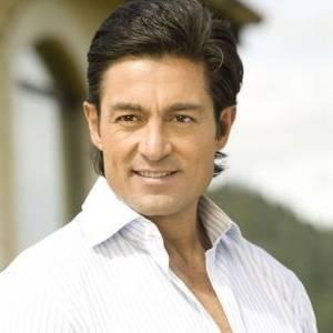 Mientras más pasa el tiempo sexualidad de Fernando Colunga provoca más rumores