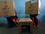 Ecuador decide futuro