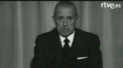 Cospedal, comoTrump, equipara la seguridad con el aumenta de gasto militar.