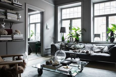 piso lujo en estocolmo Lotta Agaton estilo nórdico gris oscuro estilo escandinavo oscuro estilista de interiores sueca decoración interiores decoración gris oscuro blog decoración nórdica apartamento de una estilista de interiores piso lujo en estocolmo Lotta Agaton estilo nórdico gris oscuro estilo escandinavo oscuro estilista de interiores sueca decoración interiores decoración gris oscuro blog decoración nórdica apartamento de una estilista de interiores