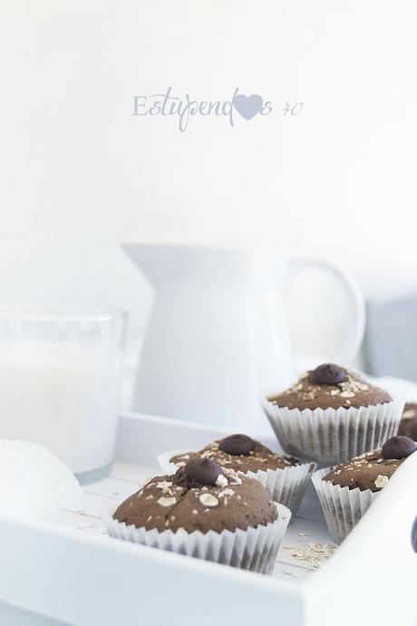 Muffins veganos de avena, algarroba y coco