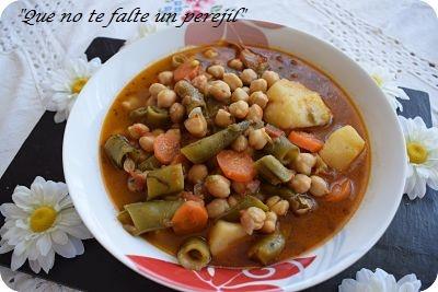 Potaje de Garbanzos con Habas