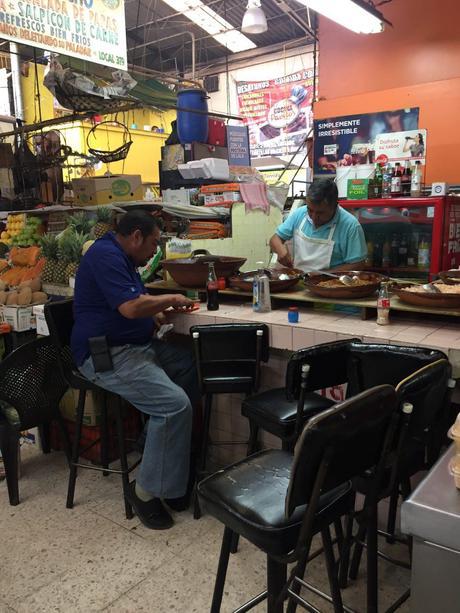 En un mercado en México (100 fotos del color de la tierra)