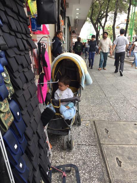 En un mercado en México (100 fotos del color de la tierra)