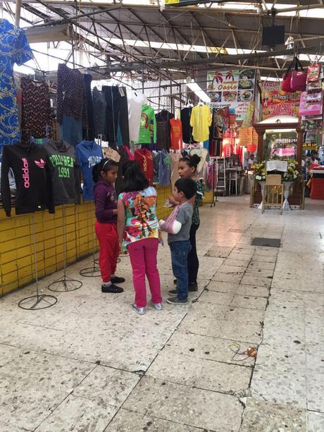 En un mercado en México (100 fotos del color de la tierra)