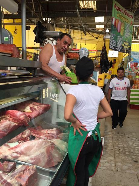 En un mercado en México (100 fotos del color de la tierra)