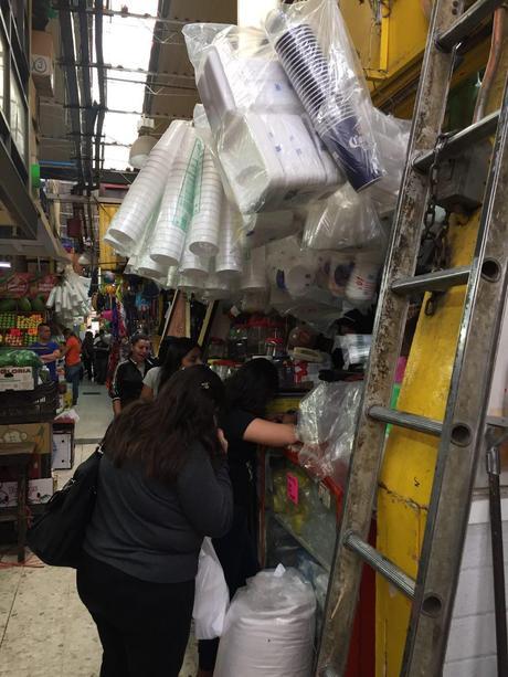 En un mercado en México (100 fotos del color de la tierra)